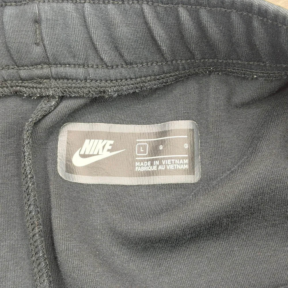 Nike Tech Fleece Joggers Mens Large Triple Black Swoosh Zip Pocket Sweatpants